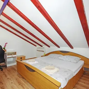 Appartement House, Split